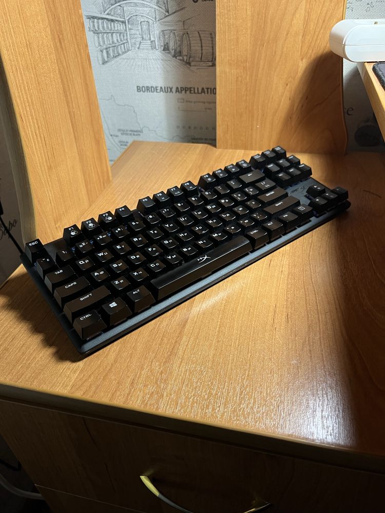 Продам игровую клавиатуру.