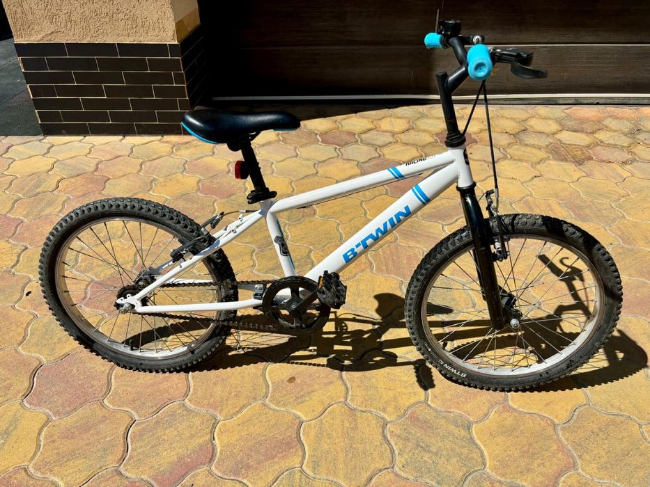 Bicicleta Btwin Racing 300 / roti 20
