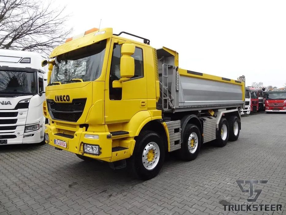 Iveco Trakker 450 Avans leasing de la 15% Iveco Trakker 450 E6 8x4 Meiller 17m3 08/2017