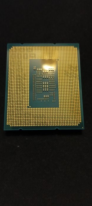 Intel core i3 12100