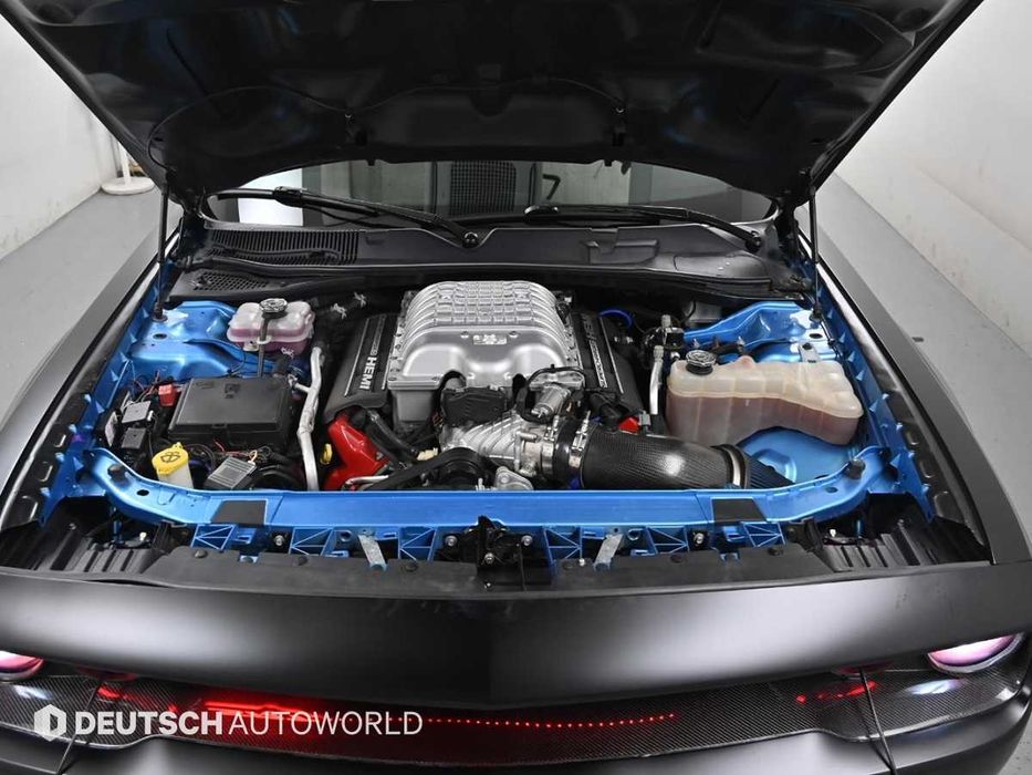 Dodge Challenger 6.2 — 2018 год