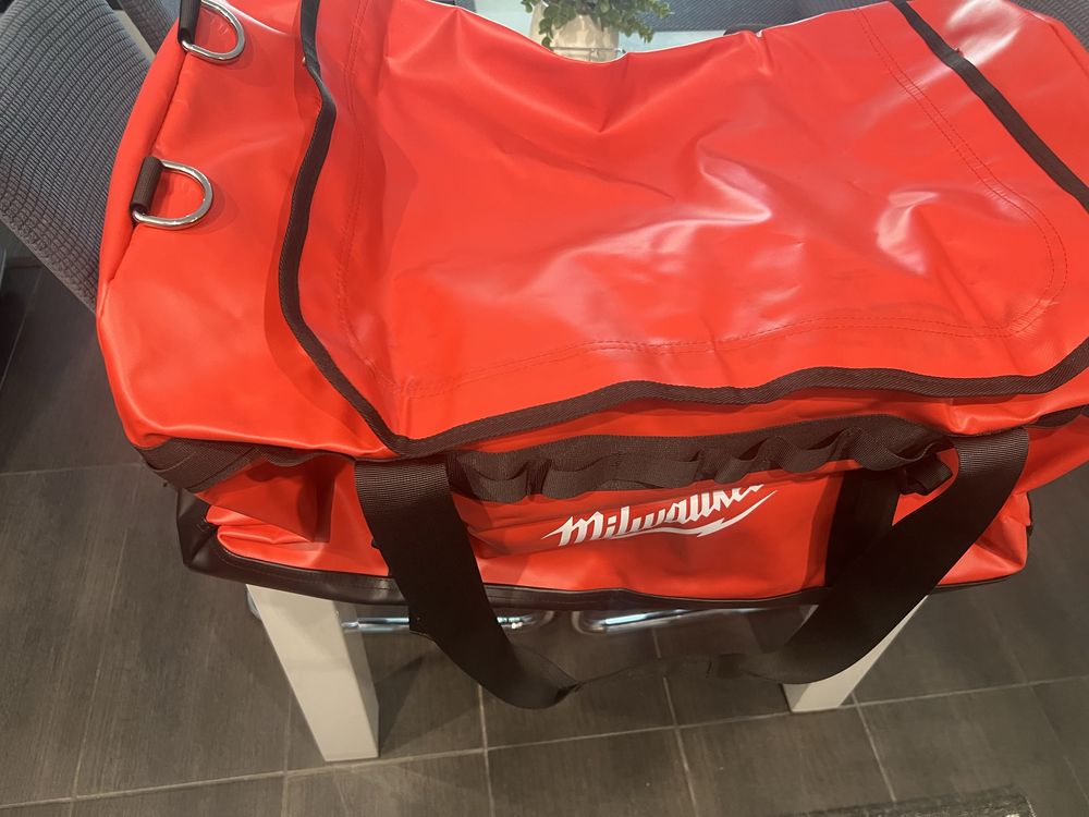 Сак Milwaukee естествена кожа
