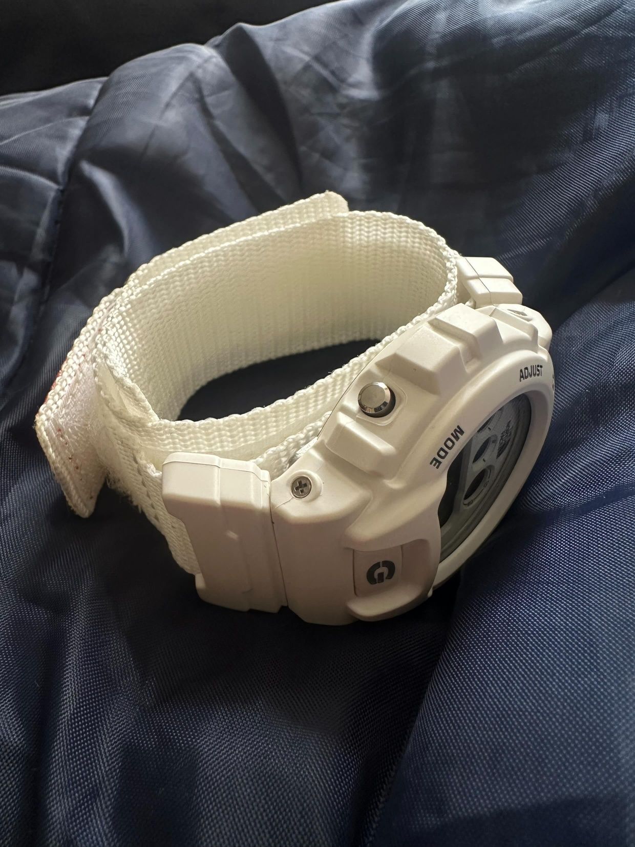 Часовник G-shock Supreme x The North Face