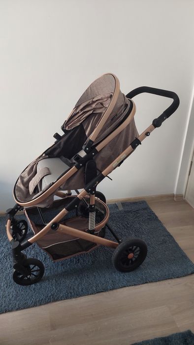 Vând cărucior 3 în 1