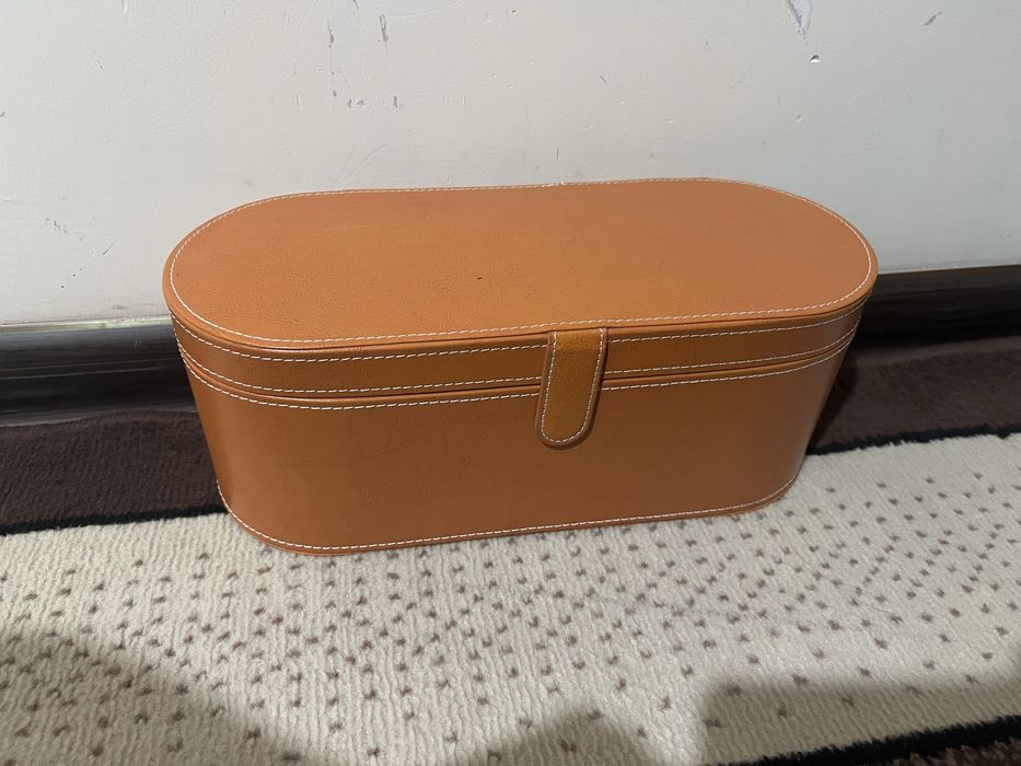 Продаю дайсон в хорошем качестве