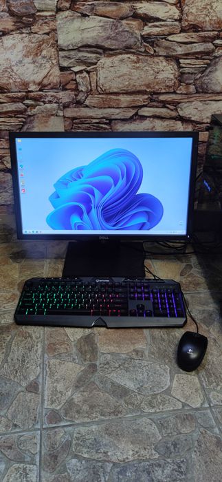 Компютър i3 10100F/24gb ram/RX580 8gb/ssd 500gb+1tb hdd