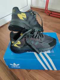 Adidas nite jogger fw6148 40.5 25.5cm