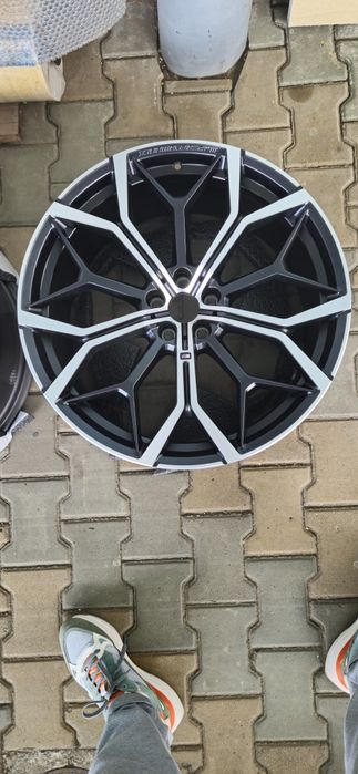 Jante Bmw M Performace Originale x5 g05 x6 g06 x7 g07 pe 22 în două mă