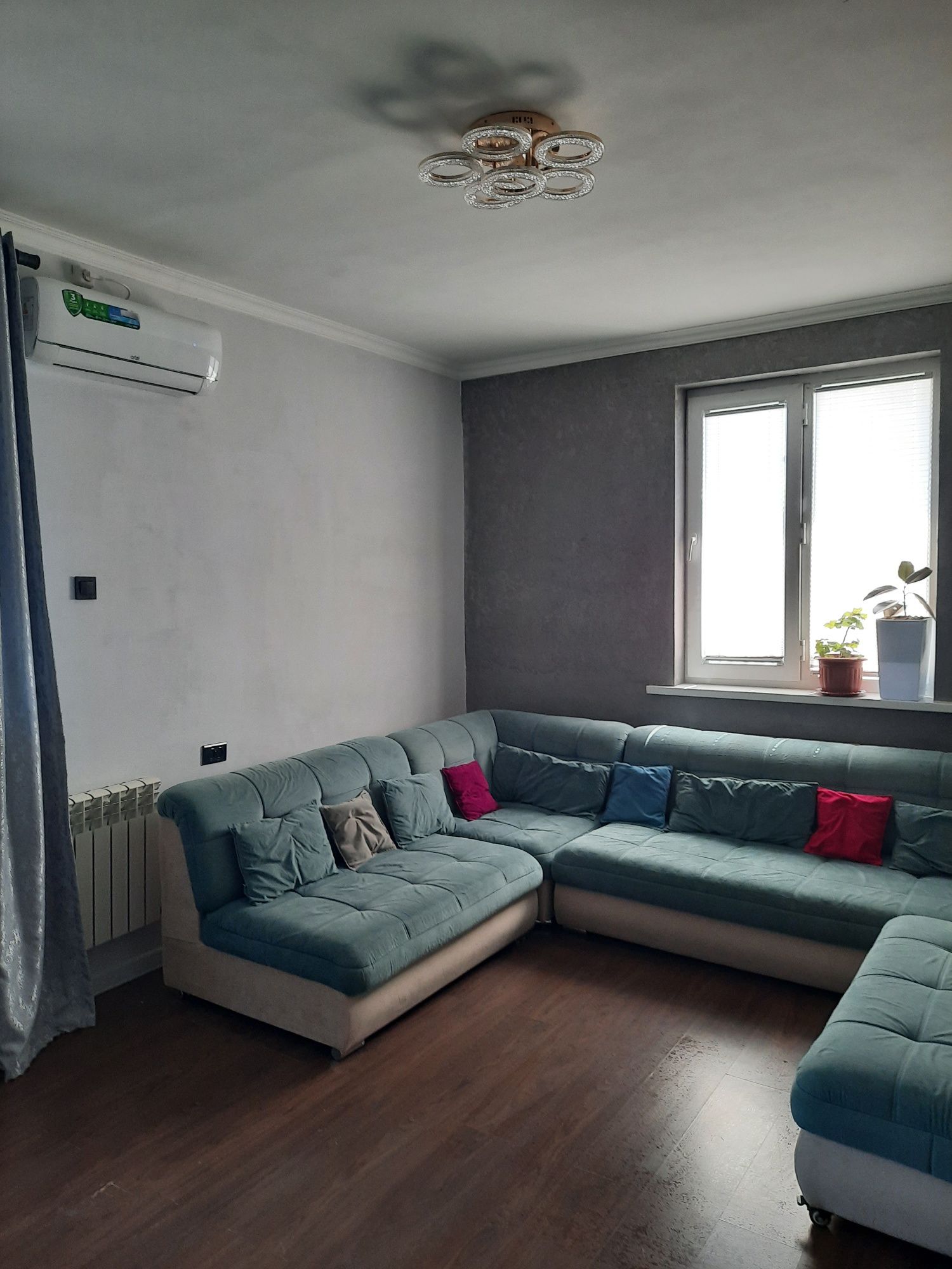 Продается 3-х комн.кв. в г. Чирчике 7 этажки.