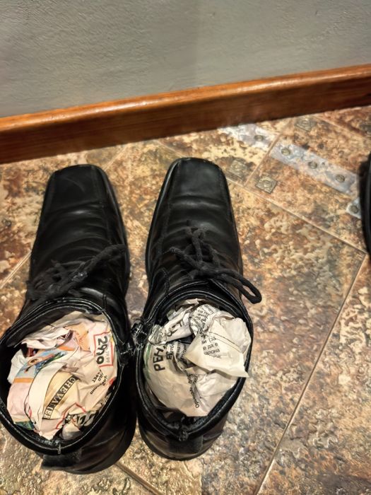 Подарявам зимни обувки 40 номер