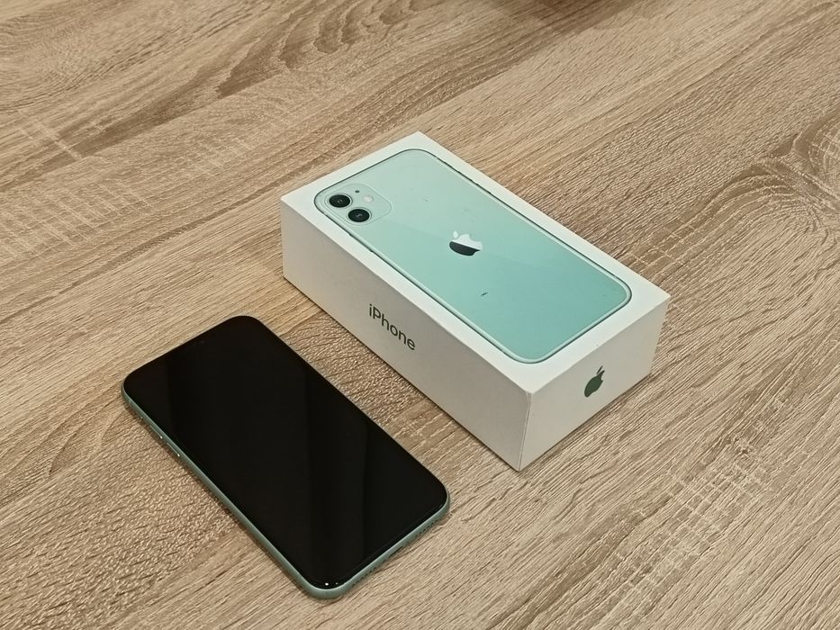 Продается, iPhone 11 64gb зелёного цвета