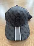 Șapcă Guess dark black unisex