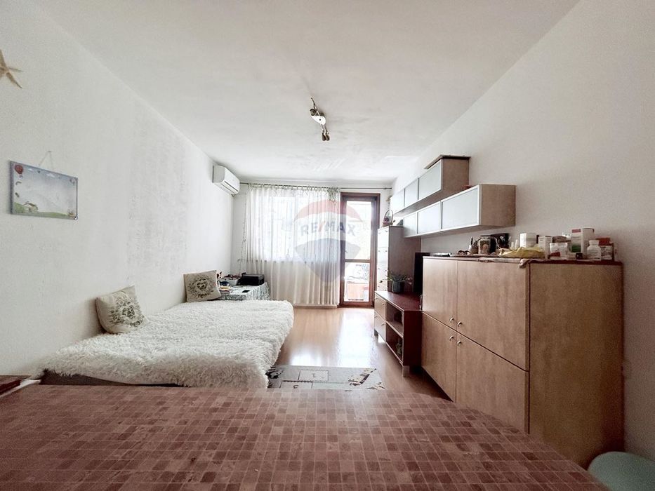 Продава се Тристаен апартамент в Варна, Окръжна болница - 72 кв.м за 2778 €/кв.м - Снимка #2