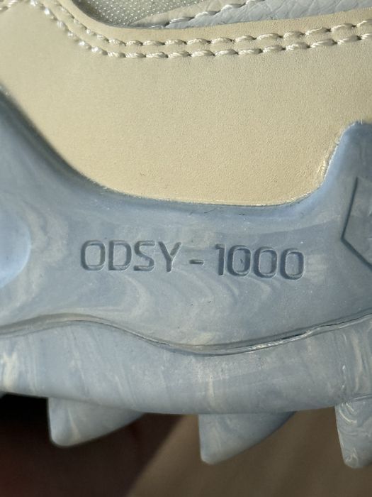Off White ODSY-1000