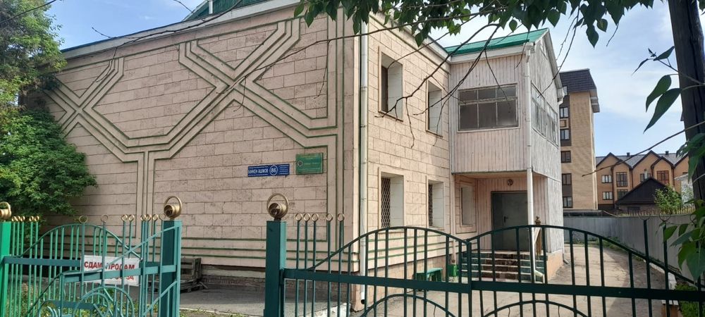 Продается коттедж в центре г. Кокшетау