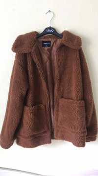 Дамско палто в кафяв цвят
