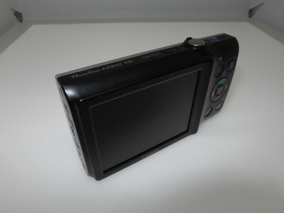 Canon PowerShot A2300 цифров фотоапара камера в отлично състояние