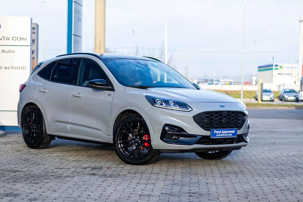 Ford Kuga Ford Kuga ST-Line X Graphite Tech 2.5 Duratec FHEV 190CP AWD