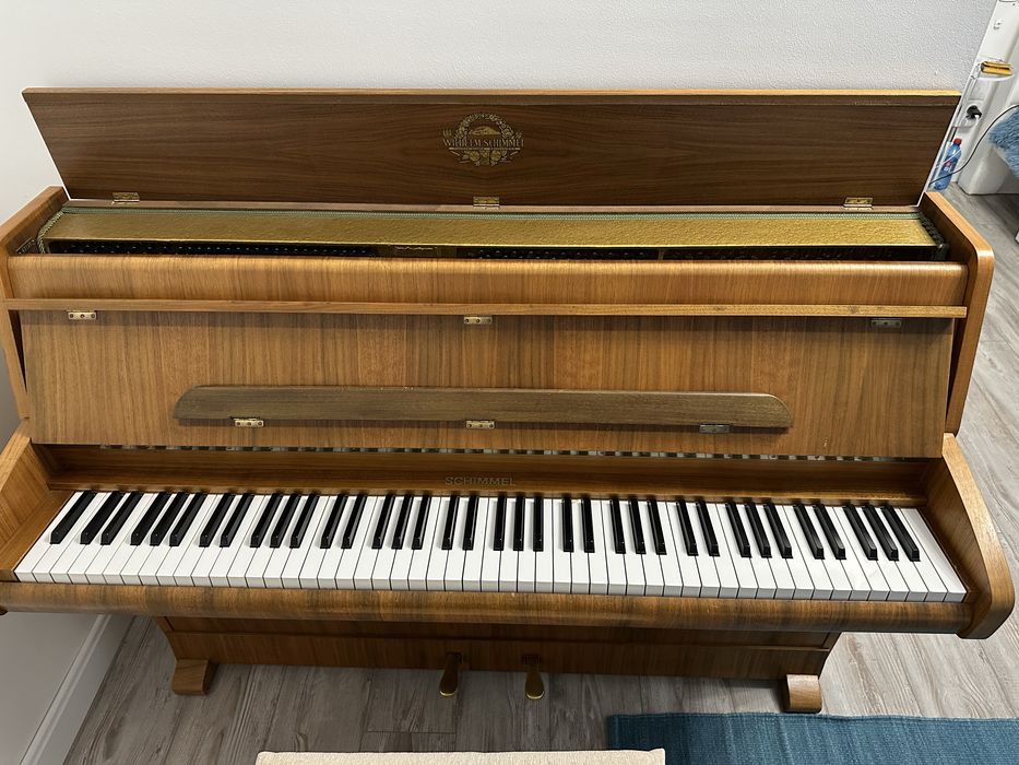 Pianina Schimmel