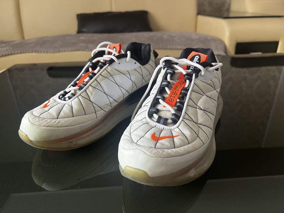 Nike Air Max 720-818