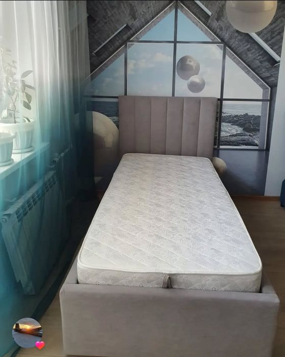 Продам односпальную кровать