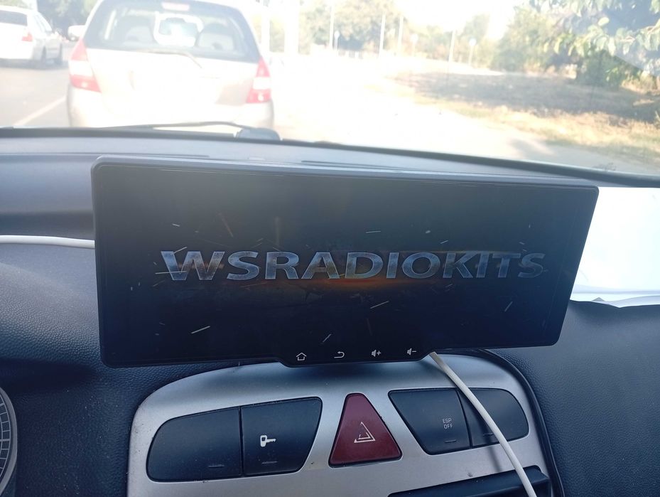 Мултимедия за кола