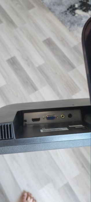 Monitor Philips 23" cu boxe