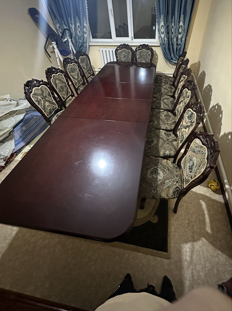 Гостиный стол с комплектом стульев (Дуб)