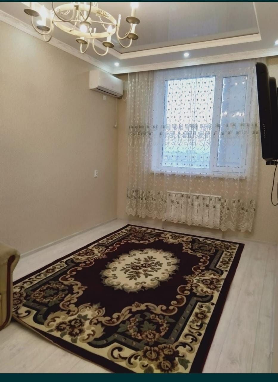 ЖК Каспий Маржаны 1 комн квартира  45 кв м 9 этаже  лифт круглосуточна