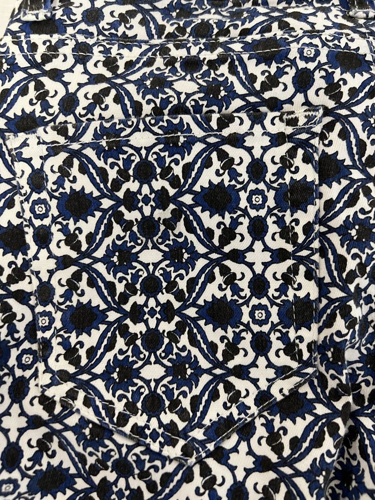 Blugi Zara, mar XS, 34, imprimeu estival alb-albastru