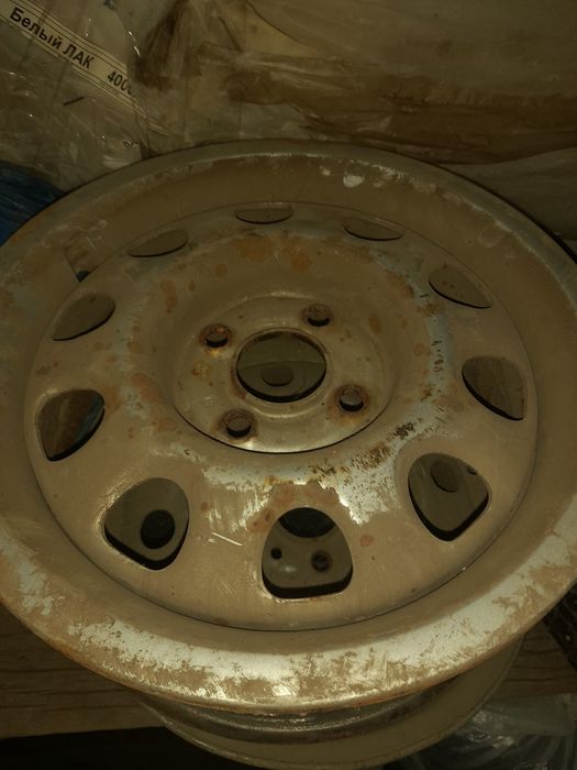 Продам диск оригинальный от фольксваген