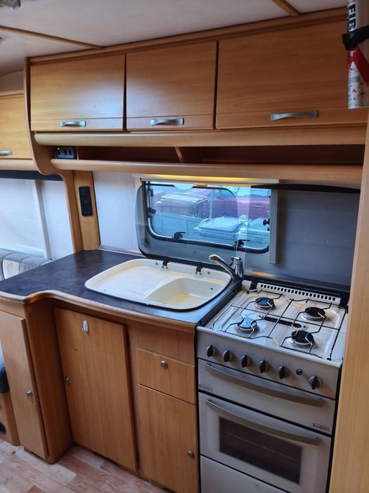 2004 Geist caravan 3 paturii 3850€. Si chochman Amara 2012  ...