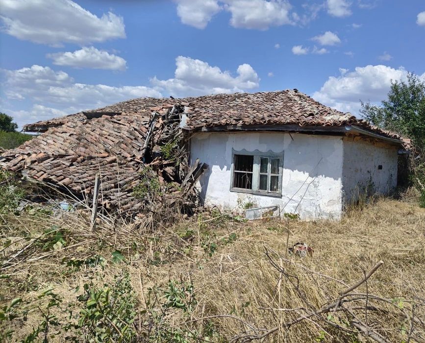 Имот за продаване в регулация с.Славеево, обл. Добрич