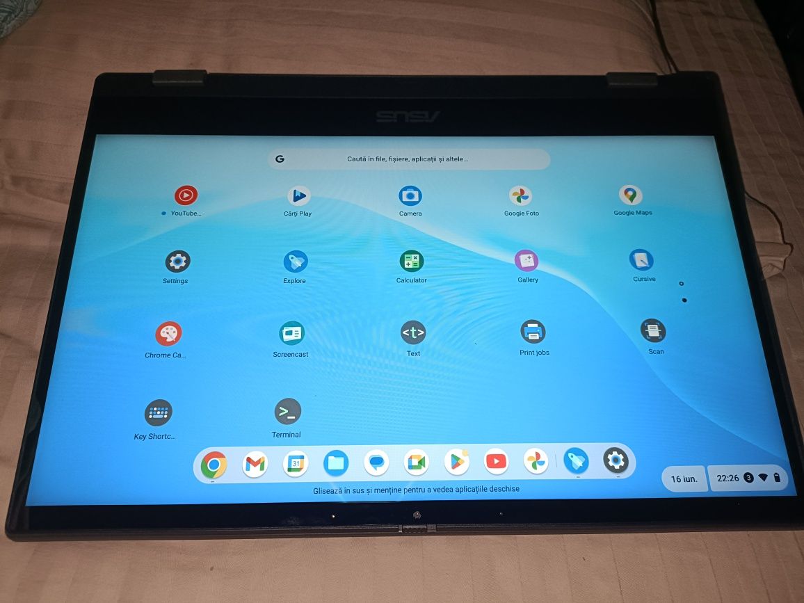 Vând ASUS Chromebook