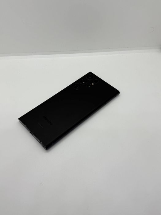 Samsung S22 ultra sotiladi dastavka bor bepul