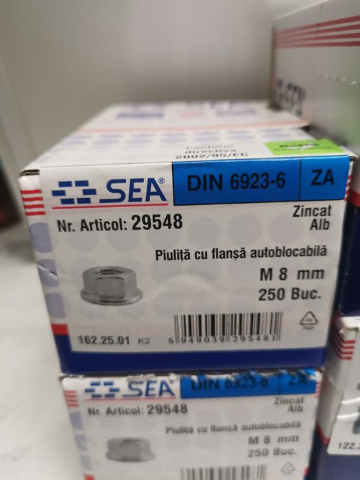 Piulițe M8 sea.  Și șuruburi m8x45mm