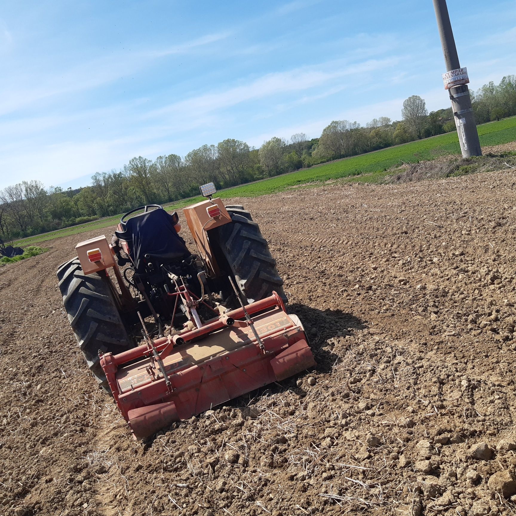 Tractor 445 Freza 140 Samanatoare 4 randuri pe  aer