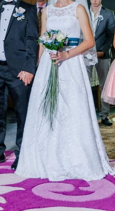 Vând rochie mireasa