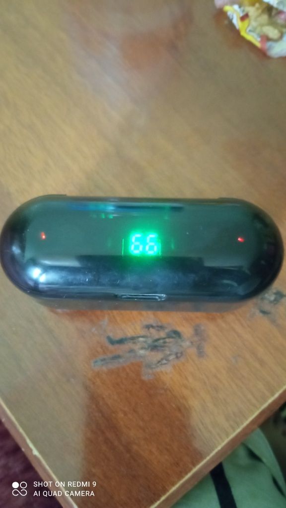 Simsiz naushnik  .