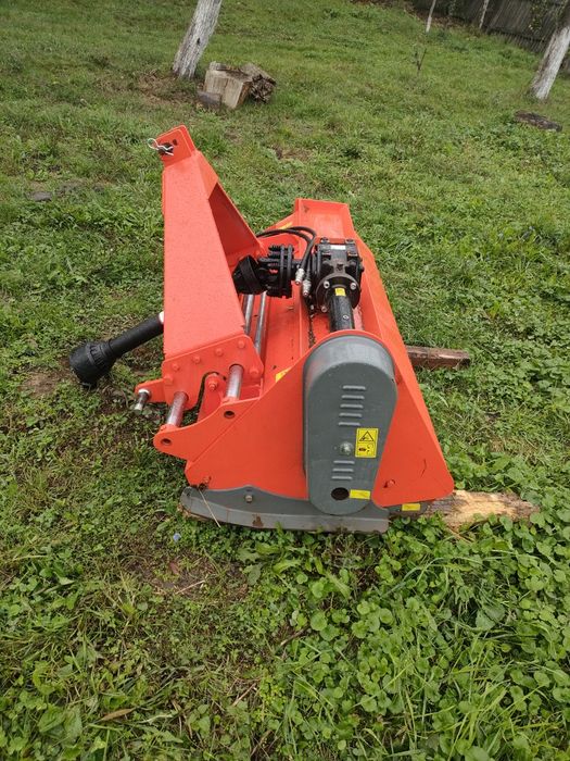 De vânzare tocătoare