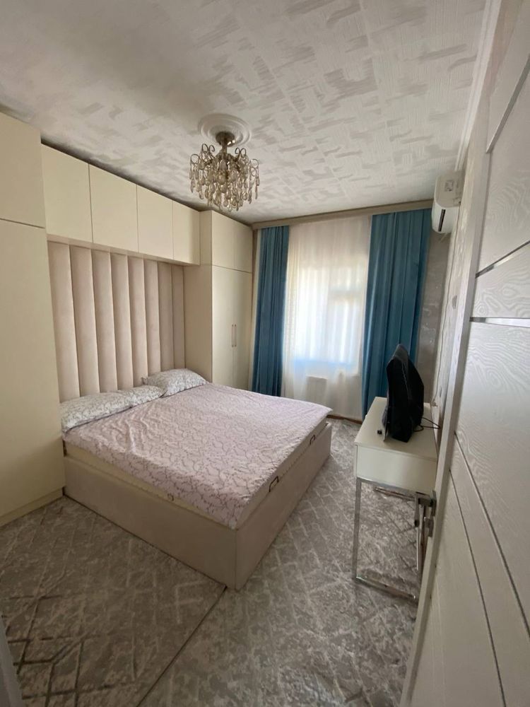 Своя квартира в аренду на Карасу 6