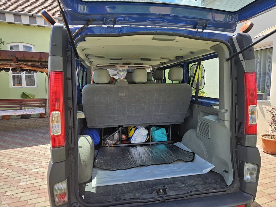 Opel Vivaro 8+1 L2H1