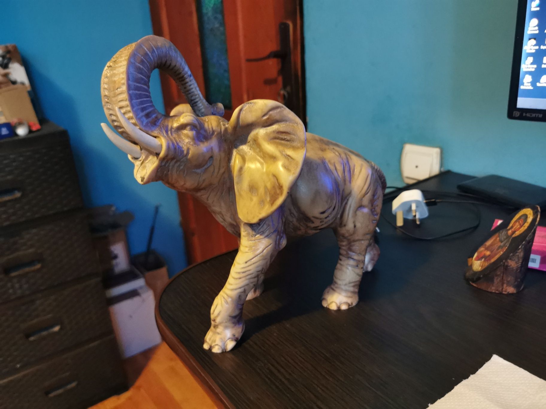 Statueta(sculptura)  decorativa elefant