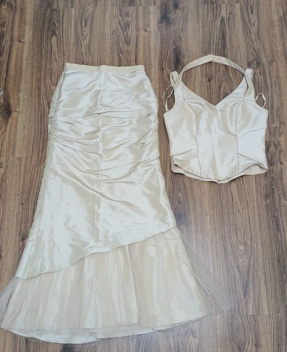 Rochie crem cu fusta + corset