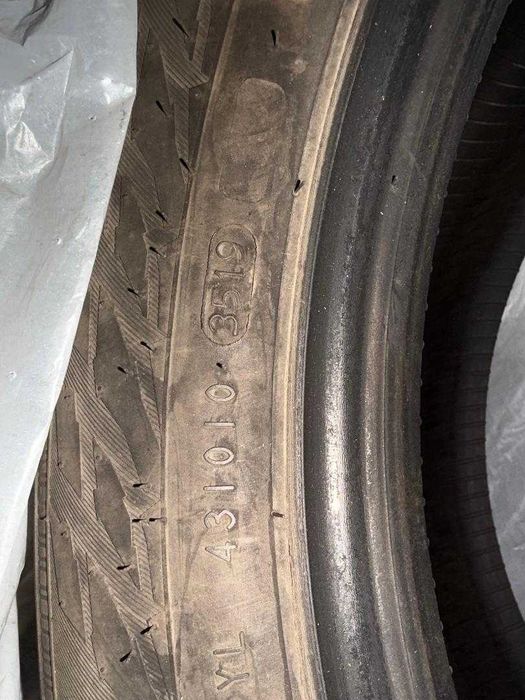 cauciucuri de iarna Nokian  225/50R18