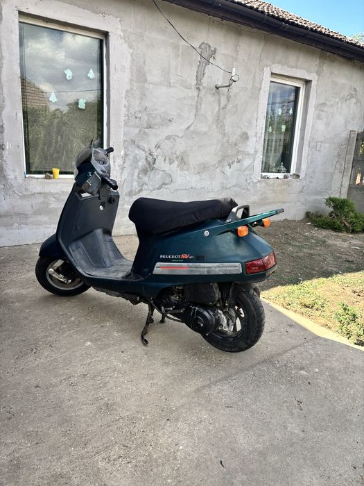 Vand scuter Peugeot SV 125 2T