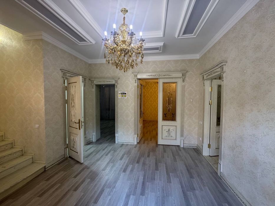 Продается Двух этажный дом.,