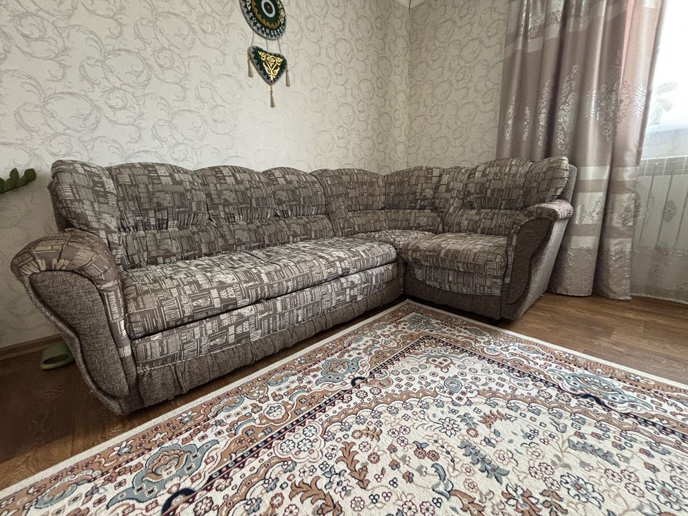 Продается угловой диван