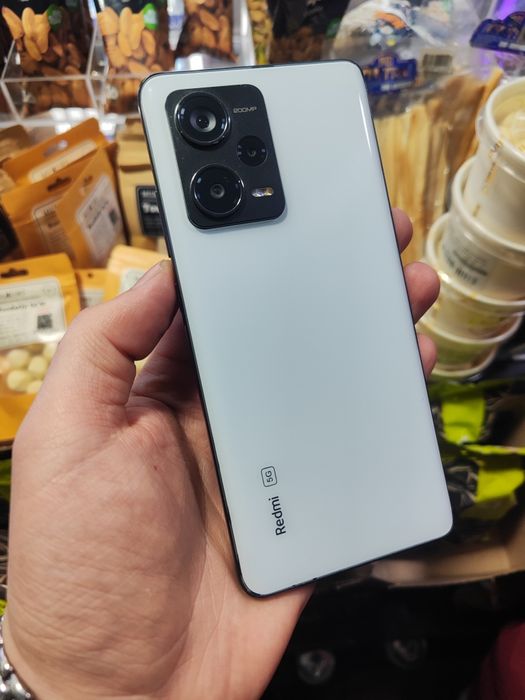 Redmi Note 12 Pro Plus 5G 8/256 GB 120 GHz 5000 Mach