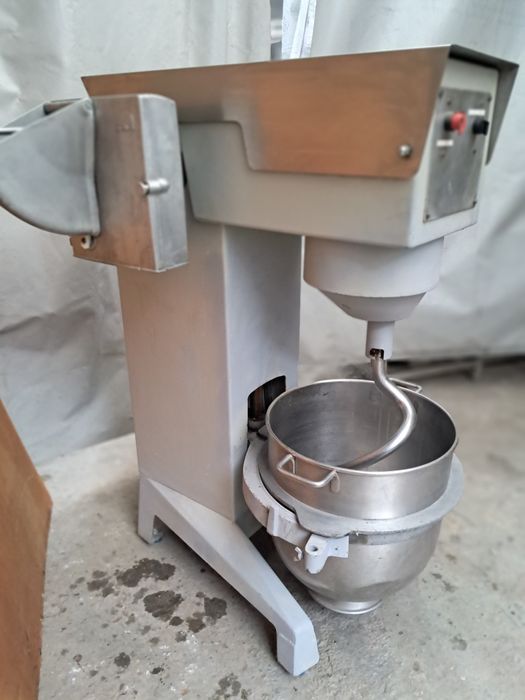 Ретро тестомесачка /Миксер 380V трифазена